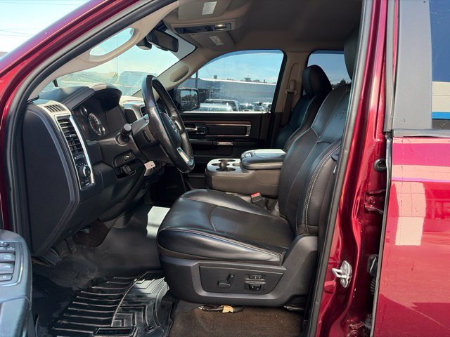 Used 2017 RAM 1500 Laramie AWD/4WD image 9