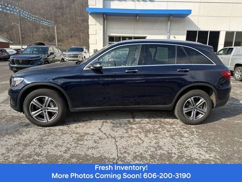Used 2019 Mercedes-Benz GLC 350e 4MATIC image 2