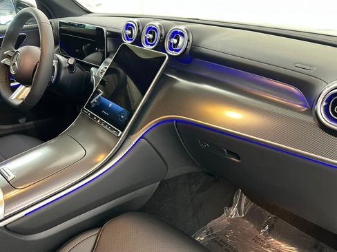 New 2026 Mercedes-Benz GLC 300 GLC 300 image 24