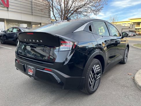 New 2026 Nissan Leaf SV+ image 8