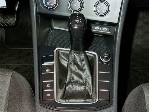 Used 2023 Volkswagen Jetta S image 14