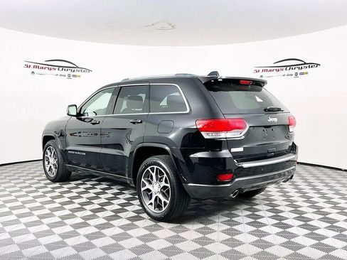 Used 2018 Jeep Grand Cherokee Limited image 6