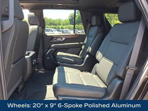 Used 2026 GMC Yukon Denali w/ Sun & Power Step Package AWD/4WD image 18