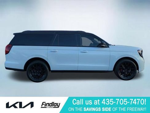 Used 2025 Ford Expedition Max Platinum w/ Stealth Performance Package AWD/4WD image 8
