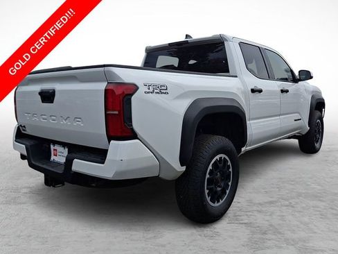 Certified 2024 Toyota Tacoma TRD Off-Road AWD/4WD image 6