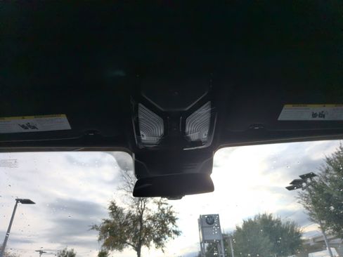 Certified 2026 BMW X7 xDrive40i w/ Executive Package image 31