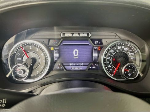 Used 2023 RAM 1500 Laramie AWD/4WD image 17