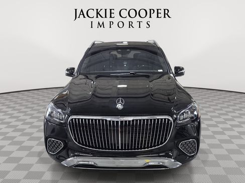 Used 2024 Mercedes-Benz Maybach GLS 600 4MATIC image 2