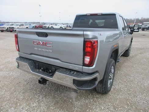 New 2026 GMC Sierra 2500 SLE w/ SLE Value Package; image 4