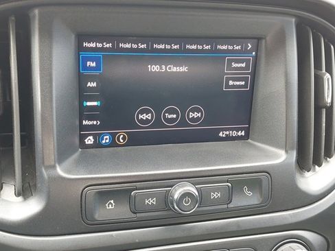 Used 2021 Chevrolet Colorado W/T w/ WT Convenience Package image 28