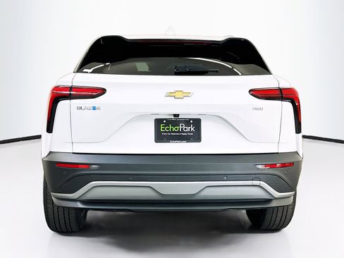 Used 2024 Chevrolet Blazer EV LT image 7