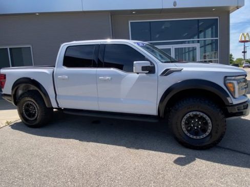 Certified 2025 Ford F150 Raptor AWD/4WD image 3