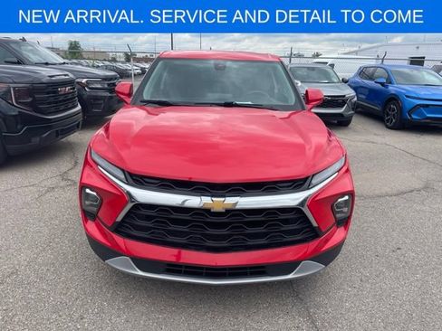 Used 2023 Chevrolet Blazer LT AWD/4WD image 1