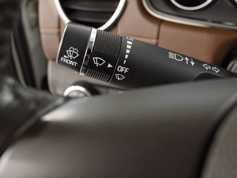 Used 2014 Buick Enclave Premium image 17