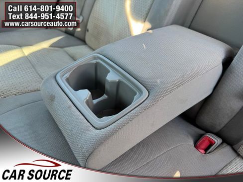 Used 2012 Toyota Camry LE image 26