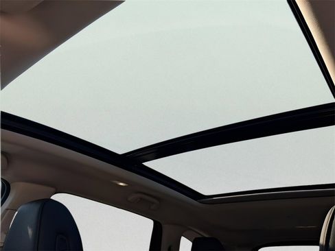 Used 2025 Acura MDX FWD image 24