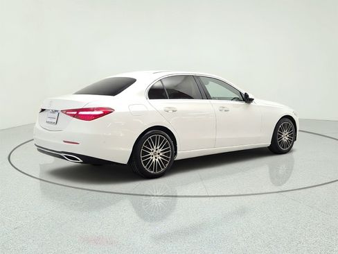 Used 2023 Mercedes-Benz C 300 Sedan image 5