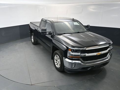 Used 2018 Chevrolet Silverado 1500 LT w/ All Star Edition AWD/4WD image 17