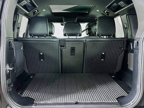 Used 2024 Land Rover Defender 110 Carpathian Edition image 25