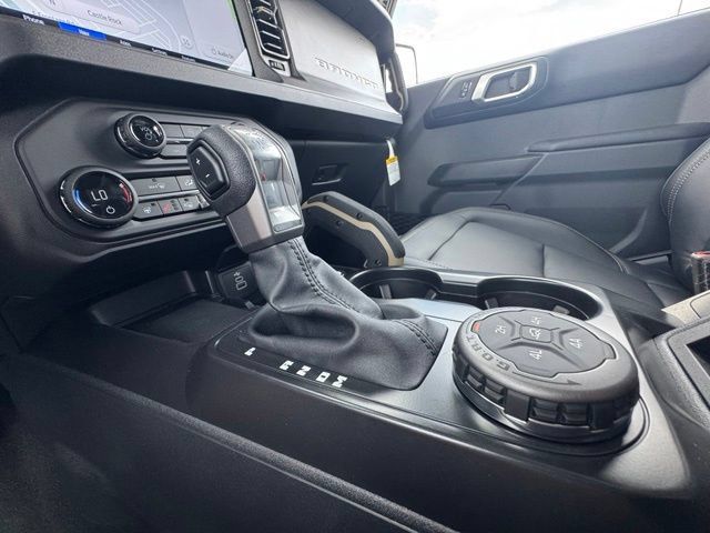 New 2026 Ford Bronco Badlands w/ Sasquatch Package AWD/4WD image 37