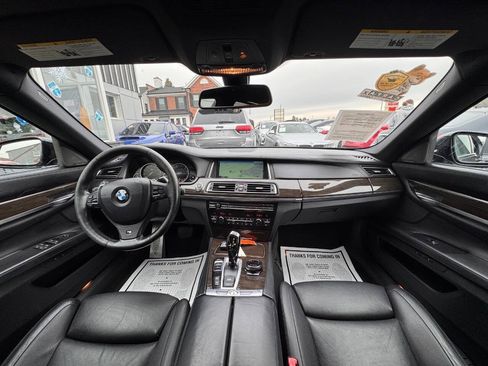 Used 2014 BMW 750Li xDrive AWD/4WD image 16