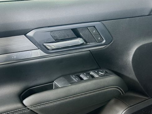 Used 2025 GMC Terrain Elevation image 15