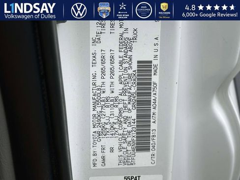 Used 2015 Toyota Tacoma 4x4 Access Cab V6 w/ TRD Sport Package image 25