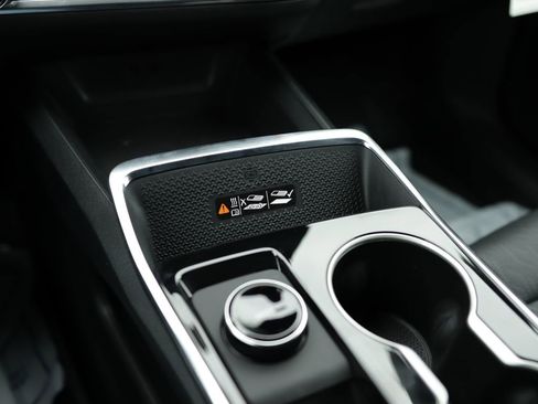 New 2026 Chevrolet Equinox LT w/ Convenience Package II image 19