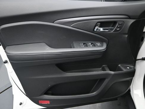 New 2025 Honda Ridgeline RTL image 22