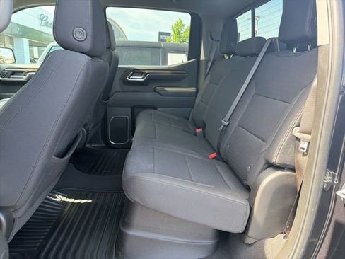 Used 2024 Chevrolet Silverado 1500 LT w/ Z71 Off-Road Package AWD/4WD image 21