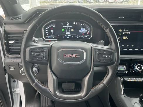 Used 2022 GMC Sierra 1500 AT4 w/ AT4 Premium Package AWD/4WD image 14
