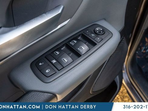 Used 2019 RAM 1500 Big Horn image 15