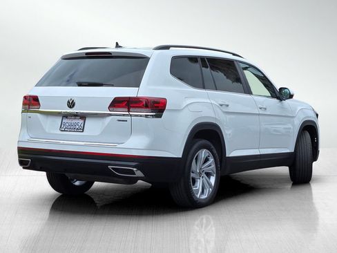 Used 2023 Volkswagen Atlas SE AWD/4WD image 4