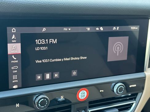 New 2026 Porsche Macan image 20