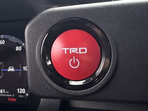 Used 2025 Toyota 4Runner TRD Off-Road AWD/4WD image 22