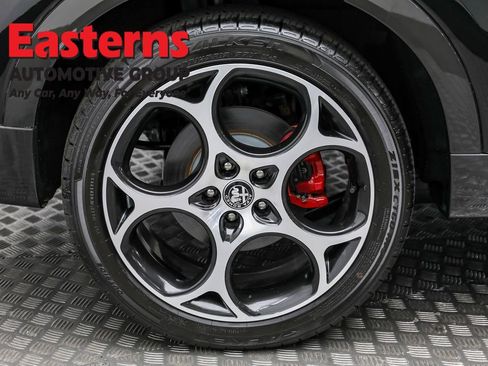 Used 2024 Alfa Romeo Tonale Veloce w/ Active Assist Package image 28