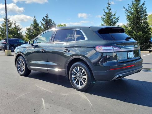 Used 2022 Lincoln Nautilus AWD w/ Premium Package image 4