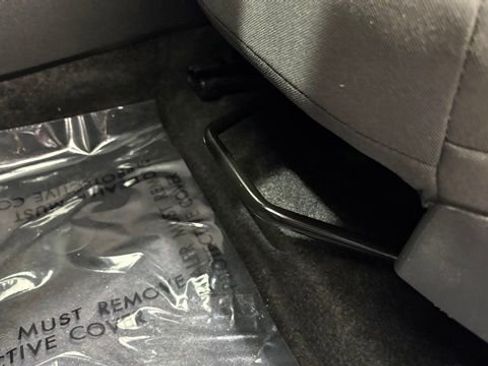 Used 2024 Chevrolet Trax RS w/ Sunroof Package image 14