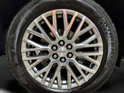 Used 2024 GMC Acadia Denali w/ Super Cruise Package image 36