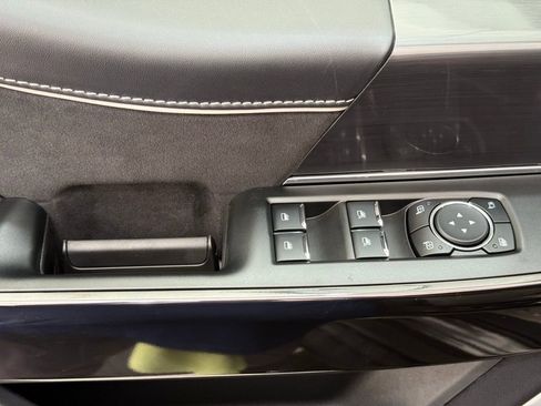 New 2025 Ford F150 Lightning Platinum image 32