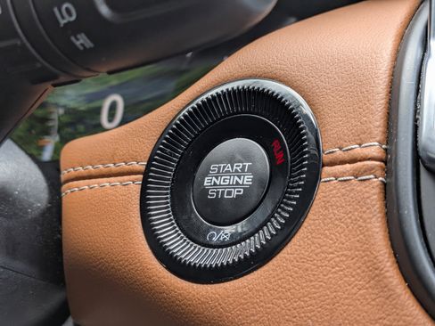 Certified 2023 Jeep Compass Limited AWD/4WD image 26