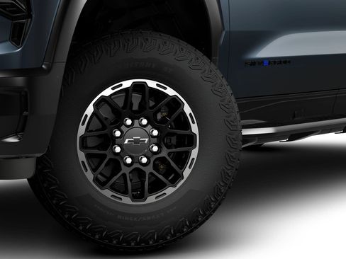 New 2026 Chevrolet Silverado EV Trail Boss image 4