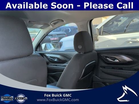 Used 2023 GMC Terrain SLE w/ Driver Convenience Package FWD image 9
