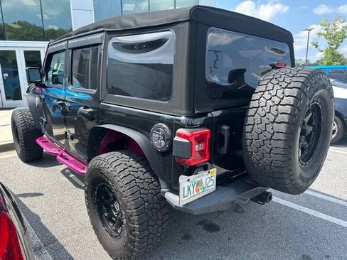 Used 2024 Jeep Wrangler Unlimited Sport AWD/4WD image 2
