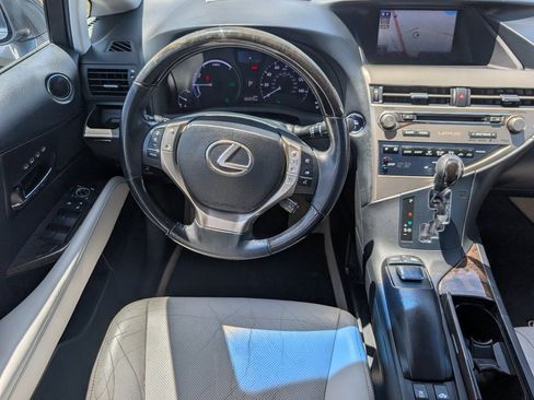 Used 2014 Lexus RX 450h FWD image 4