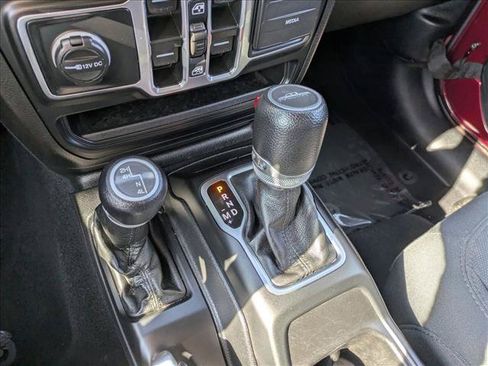 Used 2021 Jeep Gladiator Sport AWD/4WD image 12