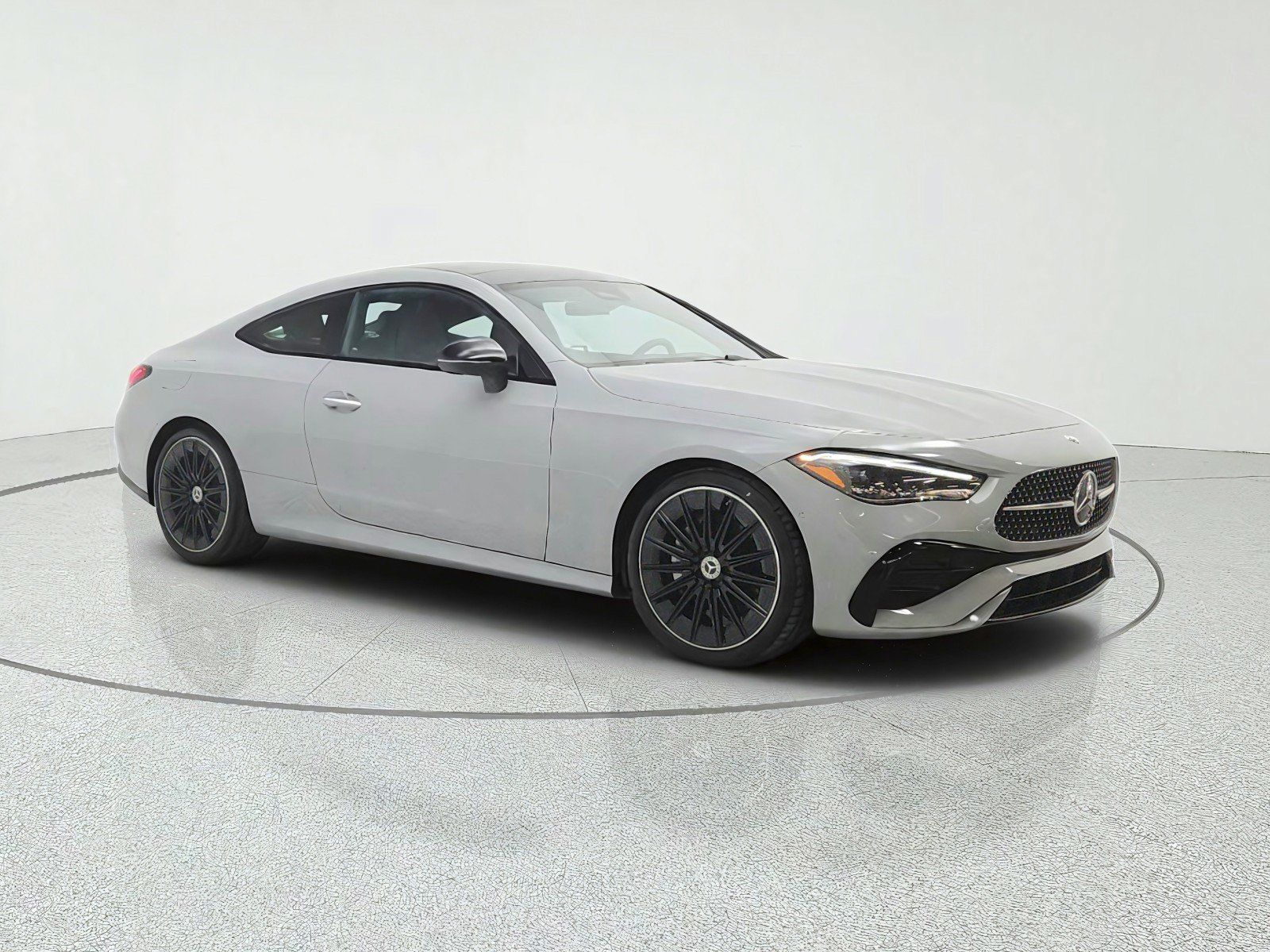 Used 2026 Mercedes-Benz CLE 300 4MATIC Coupe w/ AMG Line image 3