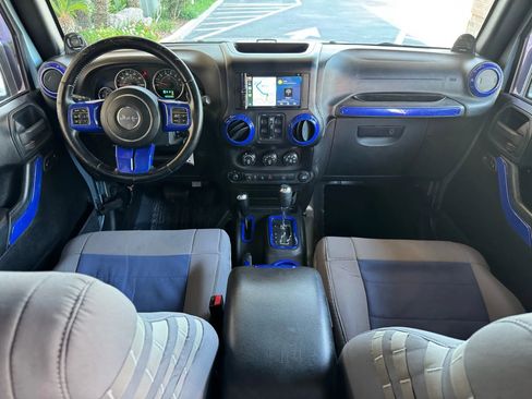 Used 2012 Jeep Wrangler Unlimited Sahara w/ Connectivity Group image 25