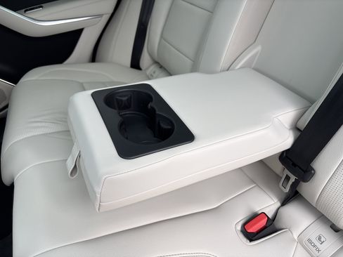 Certified 2025 Jaguar F-PACE R-Dynamic S image 26