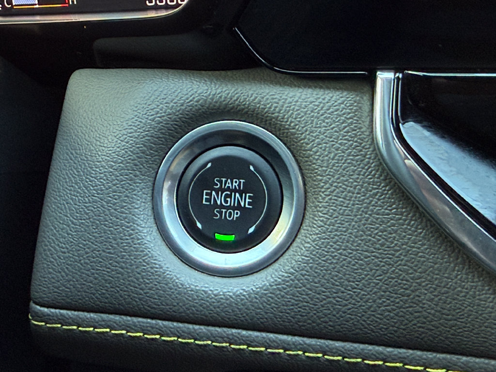 Used 2024 Chevrolet Colorado ZR2 w/ ZR2 Convenience Package III AWD/4WD image 31